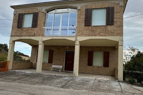 Villa a Carassai, Ascoli Piceno, Carassai - € 290.000 | Ref: 6989 - foto 2
