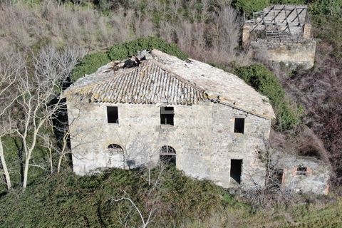 Landejendom i Latera, Viterbo, Latera - € 135.000 | Ref: CBI105-1176-444 - foto 3