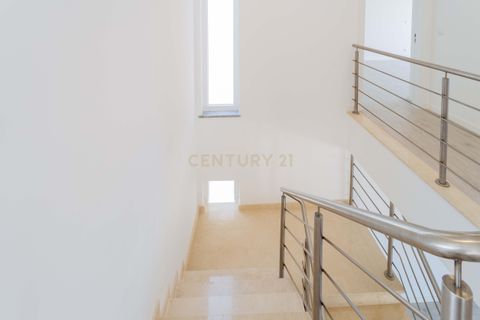 Villa i Almada, Setubal, Almada - € 690.000 | Ref: C0409-01952 - foto 12