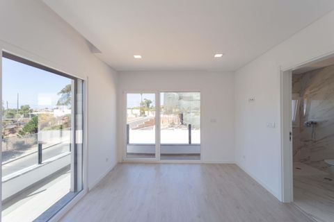 Villa i Almada, Setubal, Almada - € 690.000 | Ref: C0409-01952 - foto 14