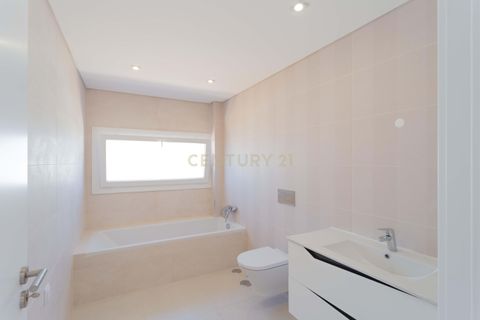 Villa i Almada, Setubal, Almada - € 690.000 | Ref: C0409-01952 - foto 21