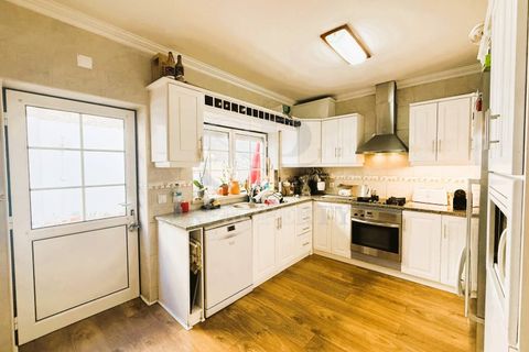 Villa i Ferrel, Leiria, Ferrel - € 415.000 | Ref: GO397 - foto 7