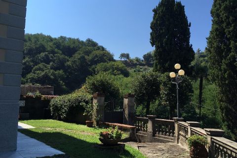 Villa a Carrara, Massa and Carrara, Carrara - € 980.000 | Ref: GAB-2031 - foto 4