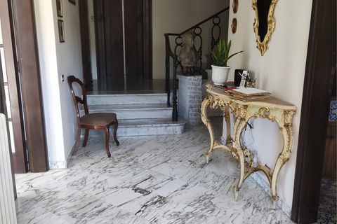 Villa a Carrara, Massa and Carrara, Carrara - € 980.000 | Ref: GAB-2031 - foto 11