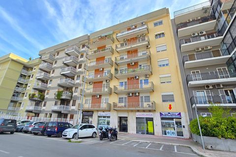 Erhvervsejendom i Bari, Bari, Bari - € 110.000 | Ref: ROSALBA - foto 1