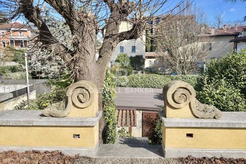 Villa a Carate Brianza, Monza and Brianza, Carate Brianza - € 410.000 | Ref: CBI154-2958-97 - foto 3
