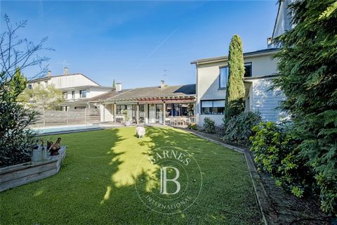Villa i Bordeaux, Gironde, Bordeaux - € 1.365.000 | Ref: M3149 - foto 1