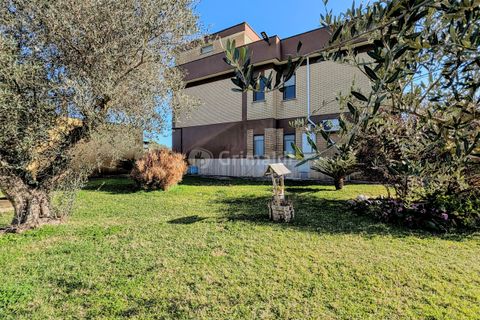 Villa a Nettuno, Rome, Nettuno - € 350.000 | Ref: DE518 - foto 15