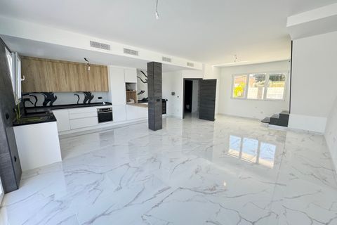 Villa a Los Balcones, Alicante, Los Balcones - € 599.000 | Ref: V-98975 - foto 6