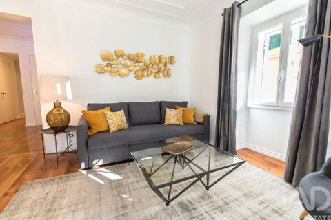 Apartament a Lisbon, Lisbon, Lisbon - € 2.200/mes | Ref: 158444 - foto 2