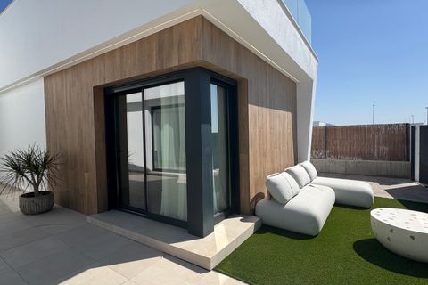 Villa in Altaona Golf Resort, Murcia - photo 1