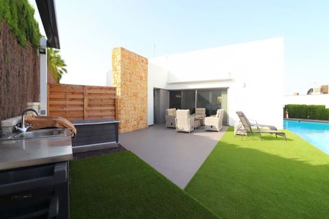 Villa i Benijofar, Alicante, Benijofar - € 540.000 | Ref: SMBCQ5130142 - foto 4