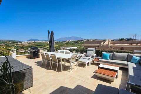 Rækkehus i La Duquesa, Malaga, La Duquesa - € 695.000 | Ref: SMSD5135917 - foto 2