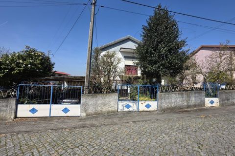 Villa a Paredes, Porto, Paredes - € 230.000 | Ref: C0188-01879 - foto 2