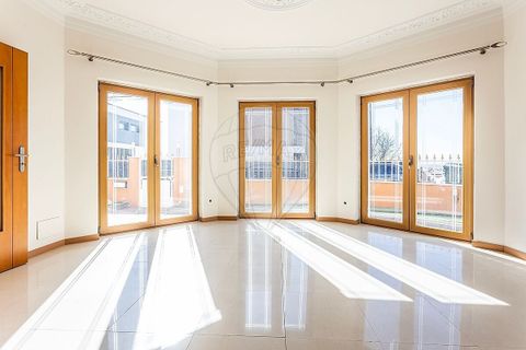Villa i Odivelas, Lisbon, Odivelas - € 790.000 | Ref: PE-123751128-487 - foto 17