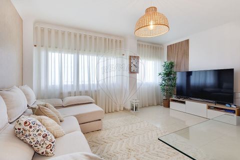 Lejlighed i Amadora, Lisbon, Amadora - € 365.000 | Ref: PE-123751693-17 - foto 1