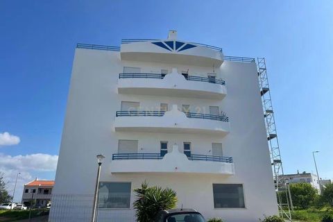Lejlighed i Estombar, Faro, Estombar - € 450.000 | Ref: C0240-03570 - foto 1