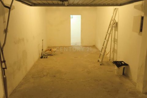 Garage i Alvor, Faro, Alvor - € 42.000 | Ref: C0240-03575 - foto 7