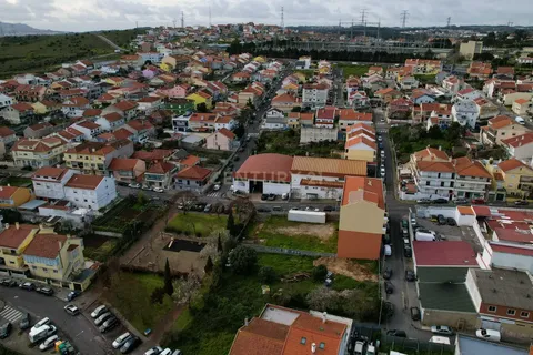 Helårsgrund i Amadora, Lisbon, Amadora - € 165.000 | Ref: C0444-00828 - foto 6
