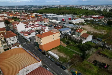 Helårsgrund i Amadora, Lisbon, Amadora - € 165.000 | Ref: C0444-00828 - foto 8