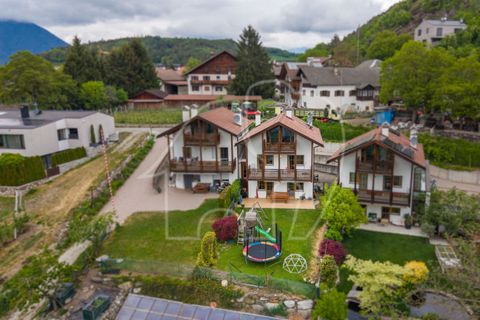 Rækkehus i Brixen - Bressanone, South Tyrol, Brixen - Bressanone - € 1.050.000 | Ref: J251 - foto 3