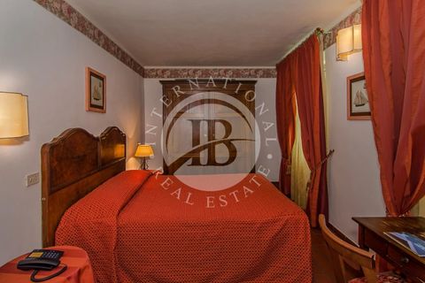 Villa a Massa, Massa and Carrara, Massa - € 9.500.000 | Ref: IB 723 - foto 14