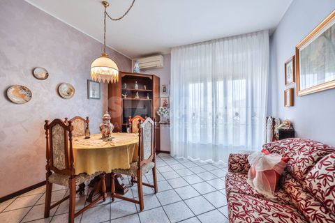 Leilighet i Bernareggio, Monza and Brianza, Bernareggio - € 108 000 | Ref: 3LOC.BERNAREGGIO-IZ108V - foto 5