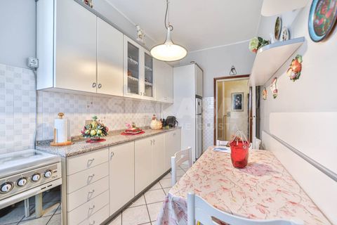 Leilighet i Bernareggio, Monza and Brianza, Bernareggio - € 108 000 | Ref: 3LOC.BERNAREGGIO-IZ108V - foto 13