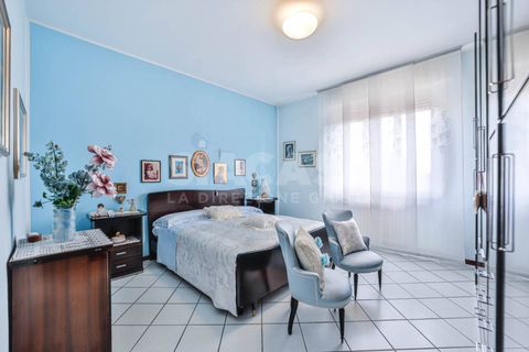Leilighet i Bernareggio, Monza and Brianza, Bernareggio - € 108 000 | Ref: 3LOC.BERNAREGGIO-IZ108V - foto 15