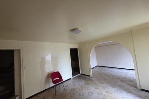 Villa a La Trimouille, Vienne, La Trimouille - € 51.000 | Ref: 3011443075 - foto 6
