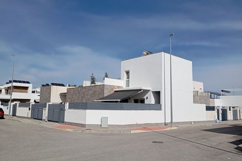 Villa i Daya Vieja, Alicante, Daya Vieja - € 295.000 | Ref: MLSC6475665/13477 - foto 1