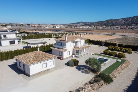 Villa a Pinoso, Alicante, Pinoso - € 465.000 | Ref: CF3302 - foto 3