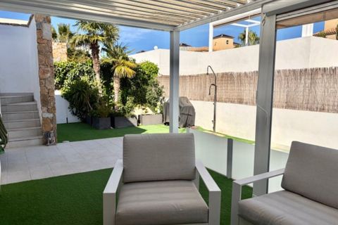 Villa a Cabo Roig, Alicante, Cabo Roig - € 359.000 | Ref: AG19MLSC3712344 - foto 4