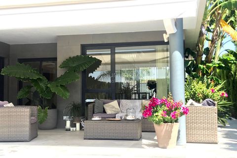 Villa a San Antonio De Benageber, Valencia - foto 1