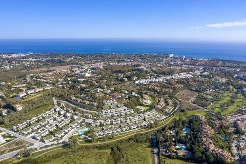 Villa i Estepona, Malaga, Estepona - € 575.000 | Ref: CP07544 - foto 14