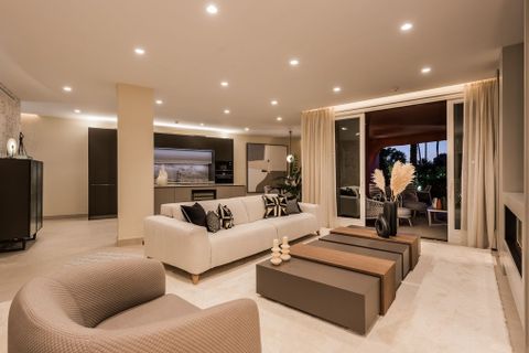 Leilighet i Estepona, Malaga, Estepona - € 1 450 000 | Ref: CP07472 - foto 20