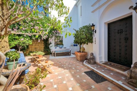 Stadthaus in Marbella, Malaga, Marbella - € 2.295.000 | Ref: CP09240 - Foto 2