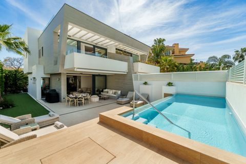 Villa a Marbella, Malaga, Marbella - € 2.675.000 | Ref: CP06461 - foto 3