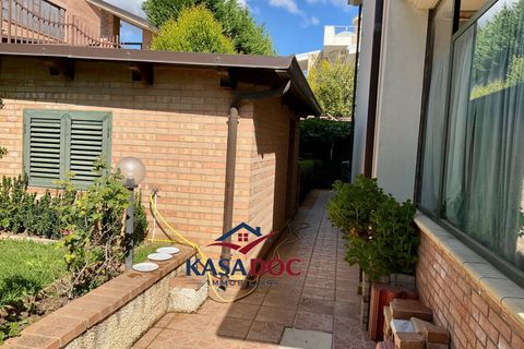 Villa a Catanzaro, Catanzaro, Catanzaro - € 360.000 | Ref: 1126 - foto 4