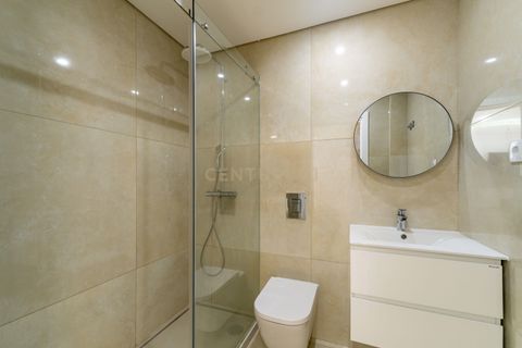 Villa i Seixal, Setubal, Seixal - € 695.000 | Ref: C0246-03478 - foto 9