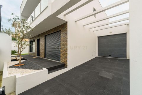 Villa i Seixal, Setubal, Seixal - € 695.000 | Ref: C0246-03478 - foto 35