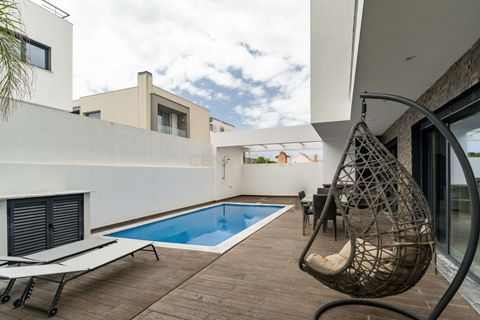 Villa i Seixal, Setubal, Seixal - € 695.000 | Ref: C0246-03478 - foto 38