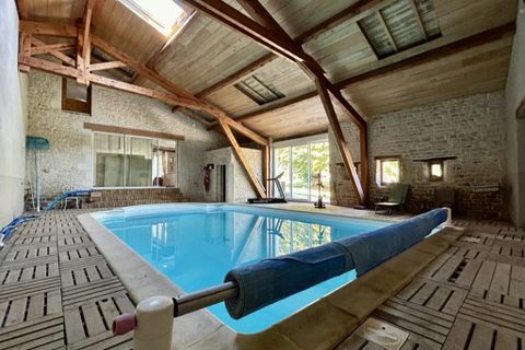 Villa a Perigne, Deux-Sevres, Perigne - € 450.000 | Ref: 653A82837C2546D4 - foto 2