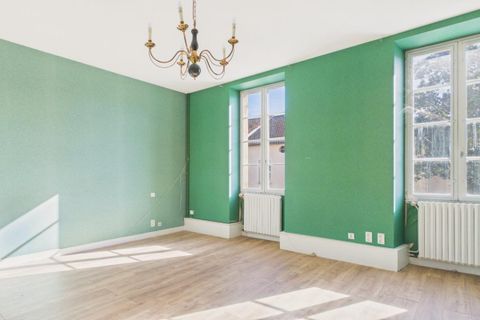 Leilighet i Saint-Céré, Lot, Saint-Céré - € 250 000 | Ref: 8BDEF00289364C1A - foto 13