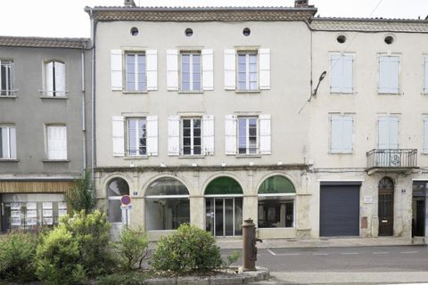 Erhvervsejendom i Saint-Céré, Lot, Saint-Céré - € 130.000 | Ref: 4F47C905272C4258 - foto 1