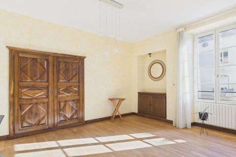 Leilighet i Saint-Céré, Lot, Saint-Céré - € 160 000 | Ref: DA7A74767121485F - foto 3