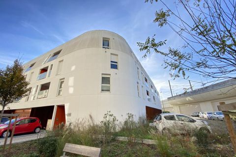 Apartament a Cenon, Gironde, Cenon - € 321.000 | Ref: C3174DC7B3E94189 - foto 2