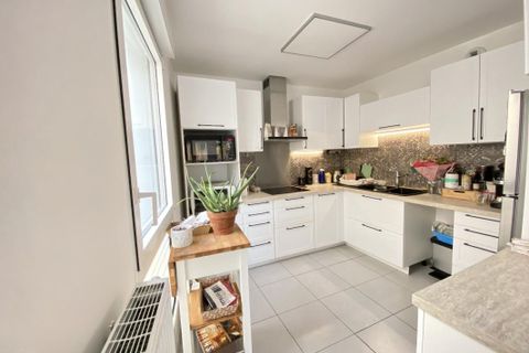 Apartament a Cenon, Gironde, Cenon - € 321.000 | Ref: C3174DC7B3E94189 - foto 3