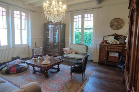 Byhus i Castelsarrasin, Tarn-et-Garonne, Castelsarrasin - € 263.000 | Ref: A60E20E7266C4D72 - foto 1