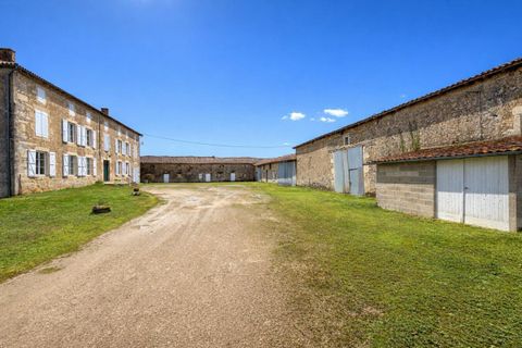 Villa i Ruffec, Charente, Ruffec - € 275.500 | Ref: 90308ED07FD146E9 - foto 2